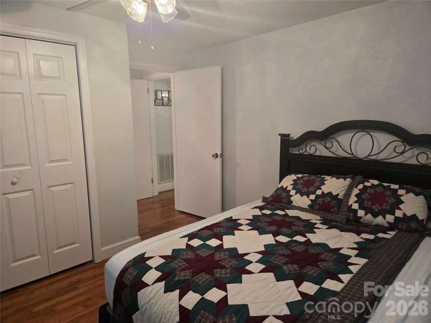 1326 26th Street, Hickory, NC 28602.  MLS# CAR4410573, YatesRealty ID 41457. 