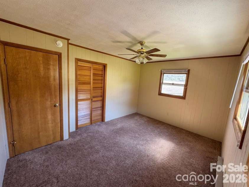 84 Stoney Ridge Loop, Maggie Valley, NC 28751.  MLS# CAR4405541, YatesRealty ID 41458. 