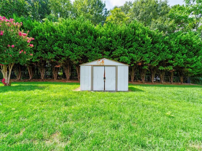 1606 Spangler Drive, Shelby, NC 28150.  MLS# CAR4411291, YatesRealty ID 41459. Storage Building
