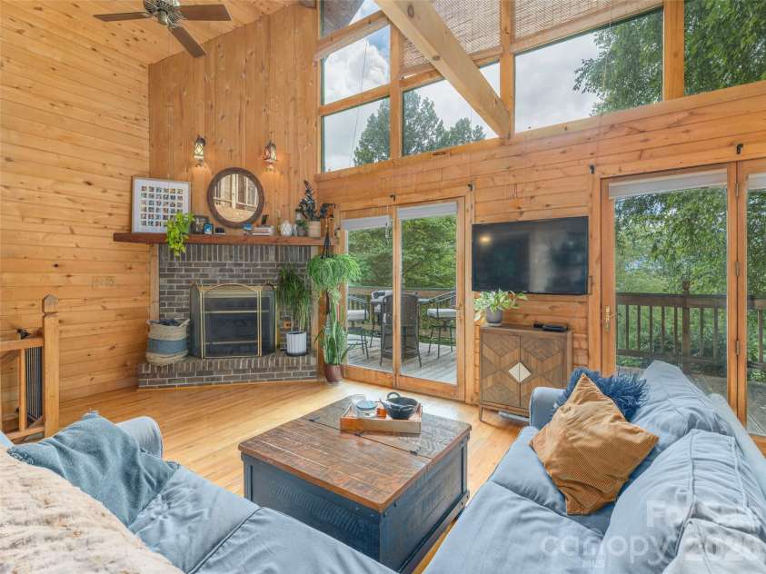 215 Hall Top Road, Waynesville, NC 28786.  MLS# CAR4411511, YatesRealty ID 41462. 