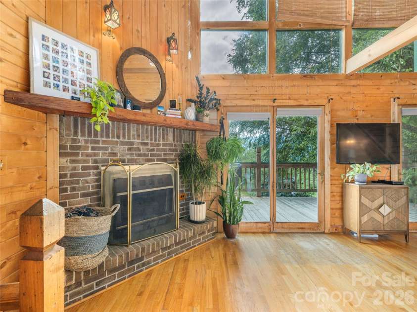 215 Hall Top Road, Waynesville, NC 28786.  MLS# CAR4411511, YatesRealty ID 41462. 
