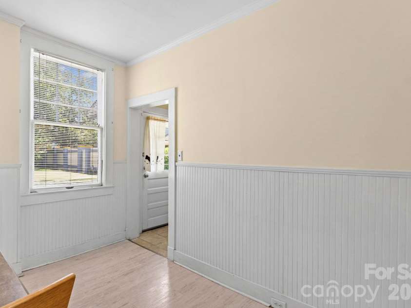 309 Ellis Street, Salisbury, NC 28144.  MLS# CAR4409945, YatesRealty ID 41463. 