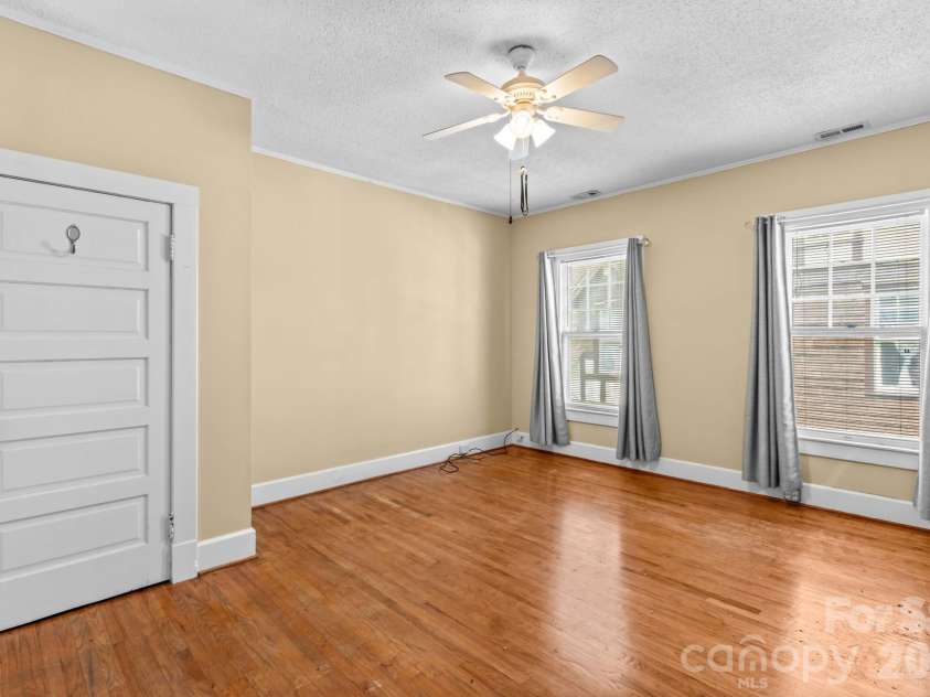 309 Ellis Street, Salisbury, NC 28144.  MLS# CAR4409945, YatesRealty ID 41463. 