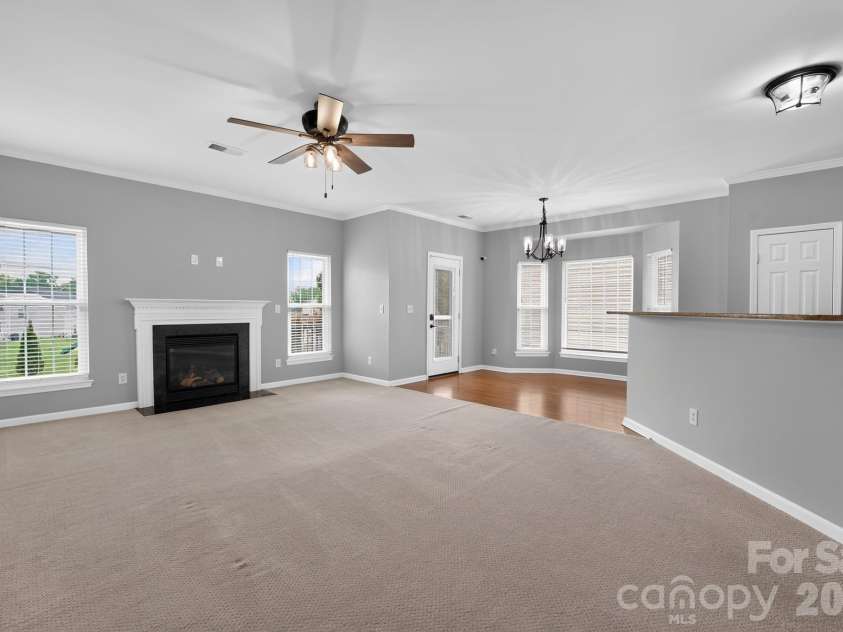 2515 Bethesda Oaks Drive, Gastonia, NC 28056.  MLS# CAR4411762, YatesRealty ID 41465. 
