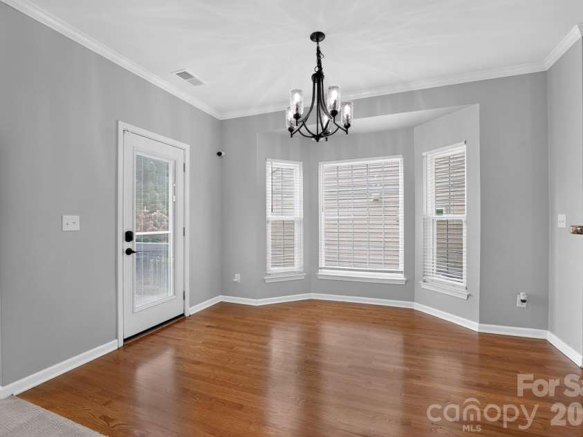 2515 Bethesda Oaks Drive, Gastonia, NC 28056.  MLS# CAR4411762, YatesRealty ID 41465. 