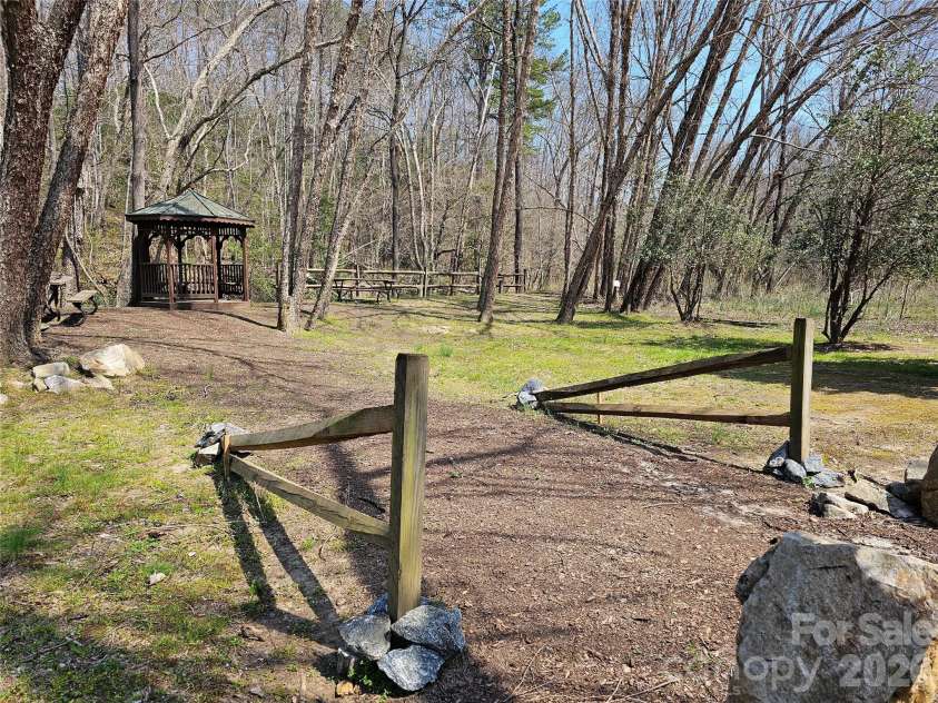 194 Long Ridge Drive, Lake Lure, NC 28746.  MLS# CAR4411336, YatesRealty ID 41467. 