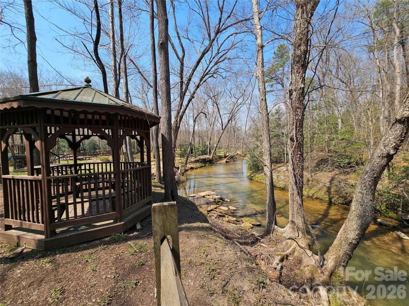 194 Long Ridge Drive, Lake Lure, NC 28746.  MLS# CAR4411336, YatesRealty ID 41467. 