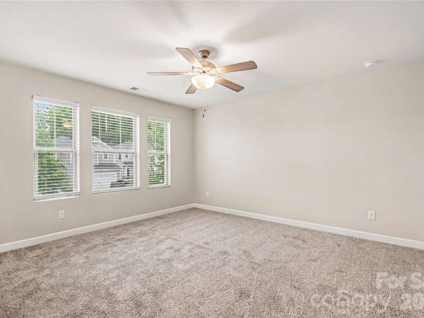 6863 Good News Drive, Charlotte, NC 28215.  MLS# CAR4411633, YatesRealty ID 41469. 