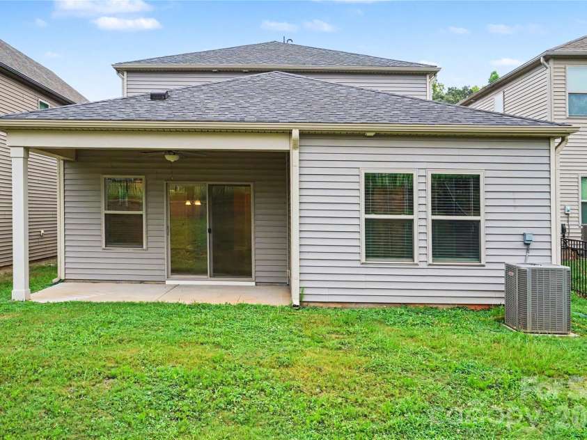 6863 Good News Drive, Charlotte, NC 28215.  MLS# CAR4411633, YatesRealty ID 41469. 