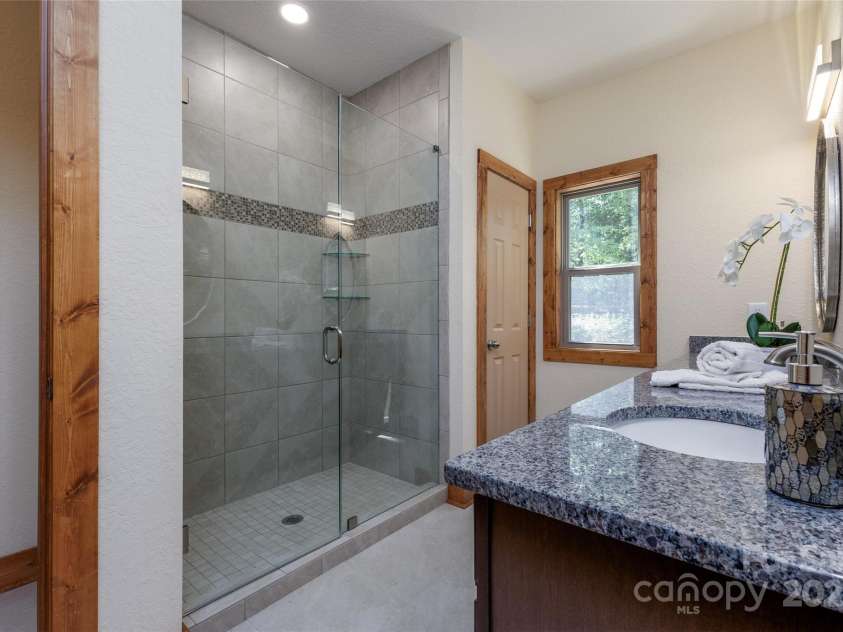 100 Tiger Paw Lane, Sapphire, NC 28774.  MLS# CAR4155572, YatesRealty ID 4147. 