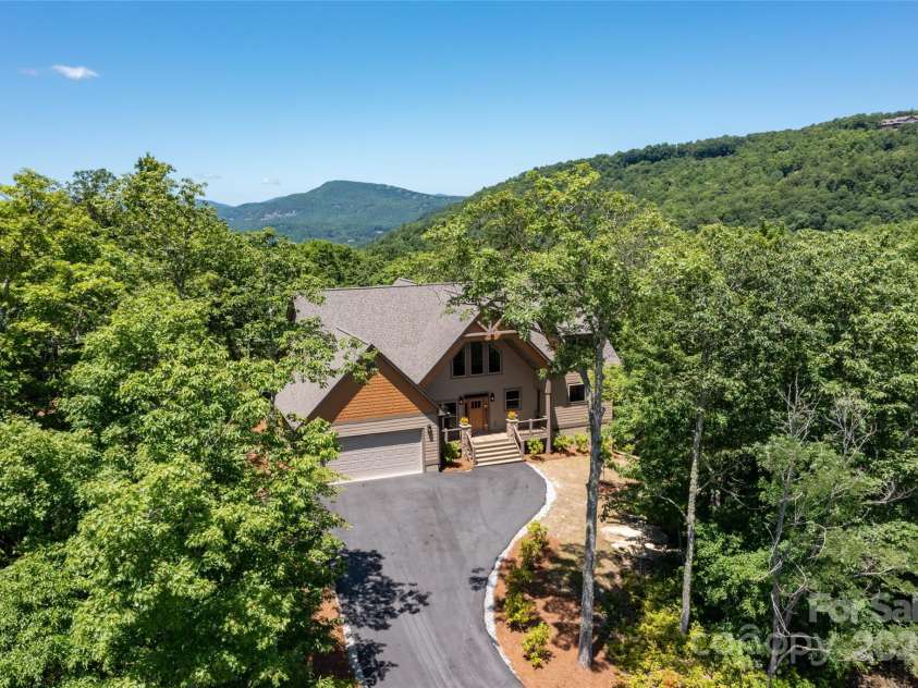 100 Tiger Paw Lane, Sapphire, NC 28774.  MLS# CAR4155572, YatesRealty ID 4147. 