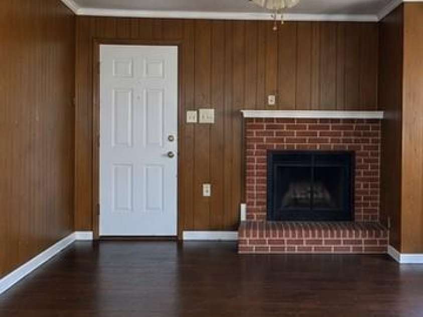 3308 Sutton Drive, Charlotte, NC 28216.  MLS# CAR4411744, YatesRealty ID 41470. 