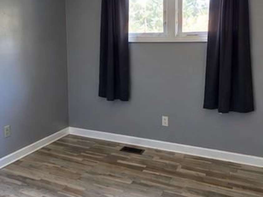 3308 Sutton Drive, Charlotte, NC 28216.  MLS# CAR4411744, YatesRealty ID 41470. 