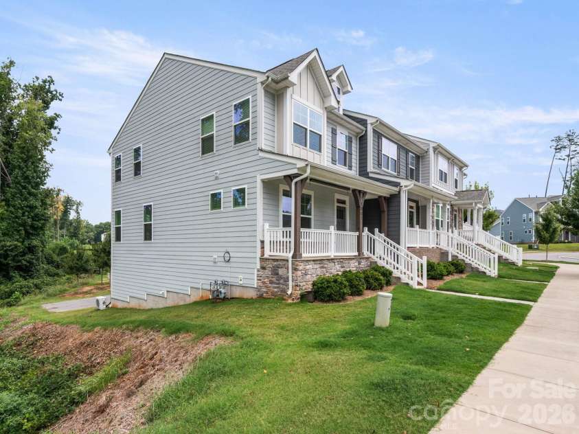 1001 Township Parkway, Belmont, NC 28012.  MLS# CAR4411189, YatesRealty ID 41471. 