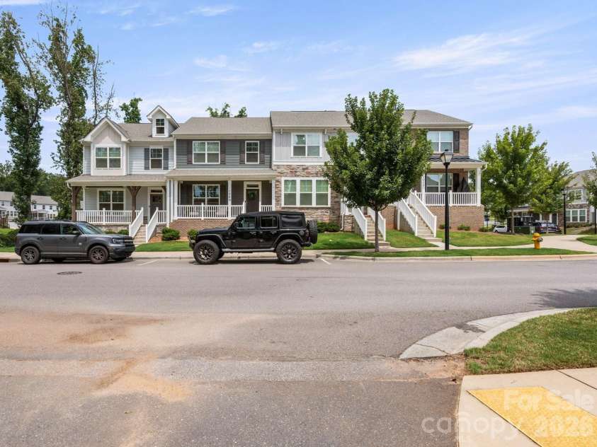 1001 Township Parkway, Belmont, NC 28012.  MLS# CAR4411189, YatesRealty ID 41471. 