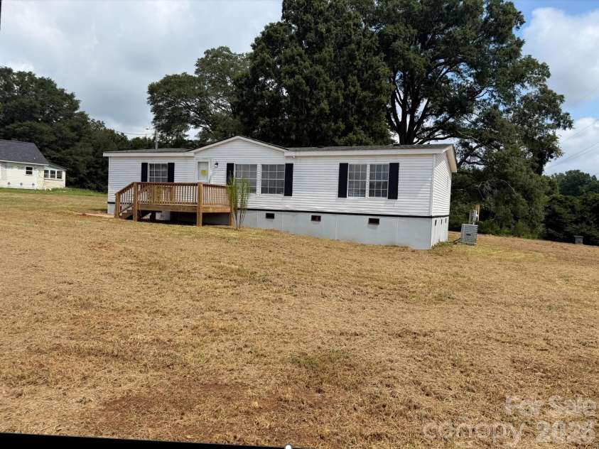 4858 York Highway, Rock Hill, SC 29732.  MLS# CAR4411752, YatesRealty ID 41472. 