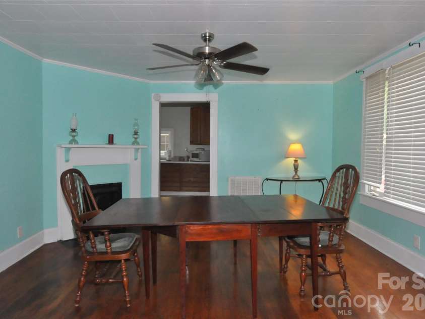 161 Walnut Street, Chester, SC 29706.  MLS# CAR4411761, YatesRealty ID 41474. 