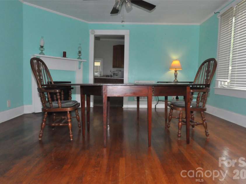 161 Walnut Street, Chester, SC 29706.  MLS# CAR4411761, YatesRealty ID 41474. 
