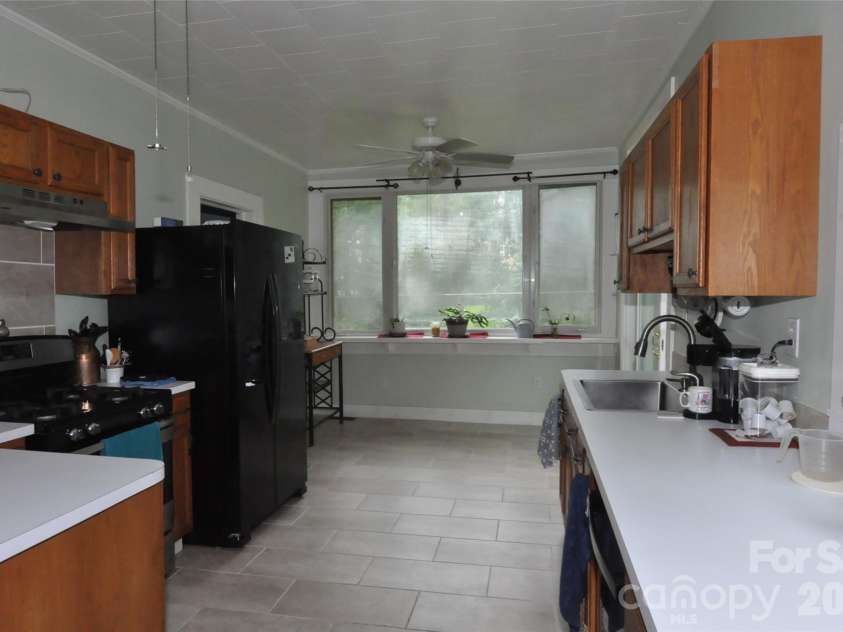 161 Walnut Street, Chester, SC 29706.  MLS# CAR4411761, YatesRealty ID 41474. 