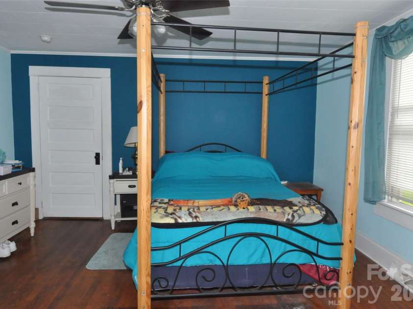 161 Walnut Street, Chester, SC 29706.  MLS# CAR4411761, YatesRealty ID 41474. 
