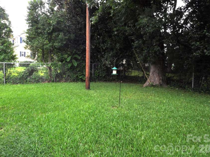 161 Walnut Street, Chester, SC 29706.  MLS# CAR4411761, YatesRealty ID 41474. 