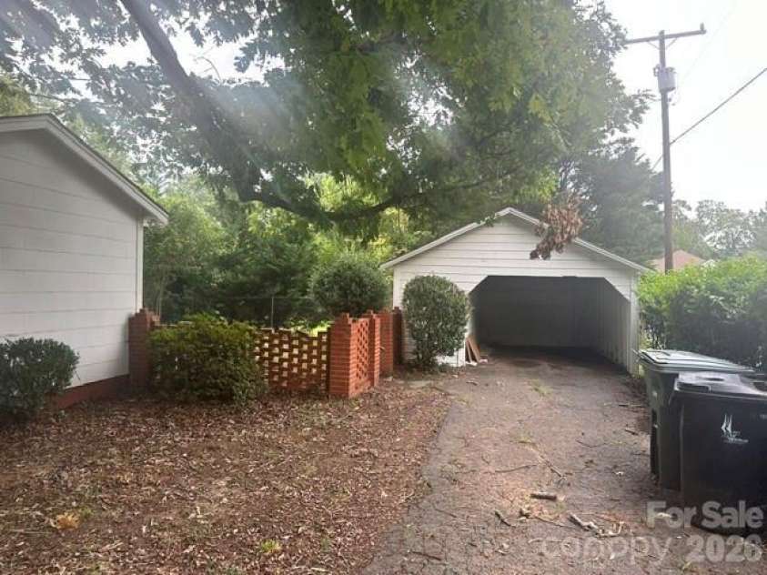 100 West Street, Monroe, NC 28112.  MLS# CAR4410973, YatesRealty ID 41476. 