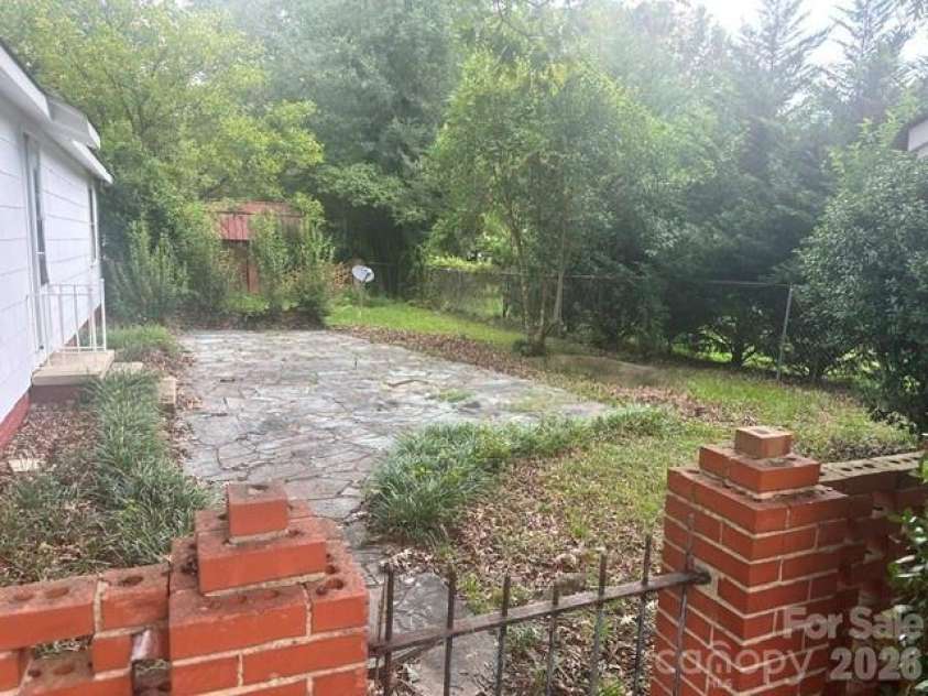 100 West Street, Monroe, NC 28112.  MLS# CAR4410973, YatesRealty ID 41476. 