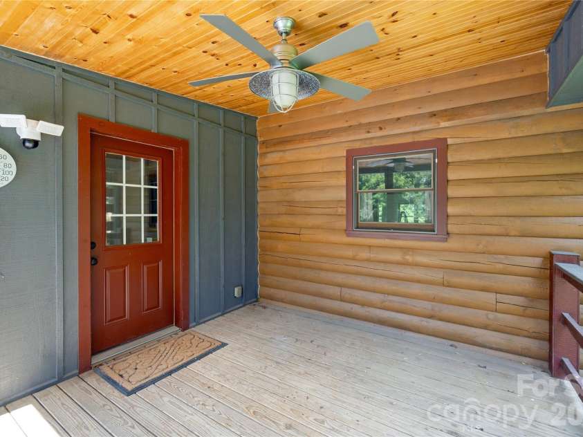 47 Buchanan Lane, Canton, NC 28716.  MLS# CAR4392413, YatesRealty ID 41479. 