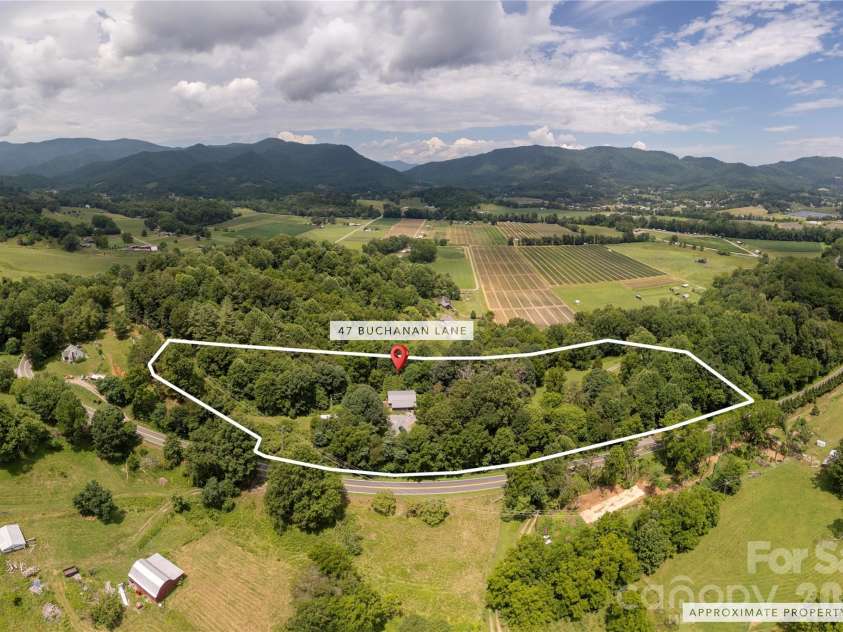 47 Buchanan Lane, Canton, NC 28716.  MLS# CAR4392413, YatesRealty ID 41479. 