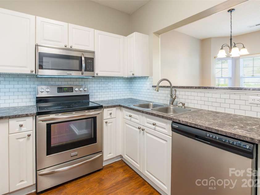 11521 Savannah Creek Drive, Charlotte, NC 28273.  MLS# CAR4273966, YatesRealty ID 4148. 