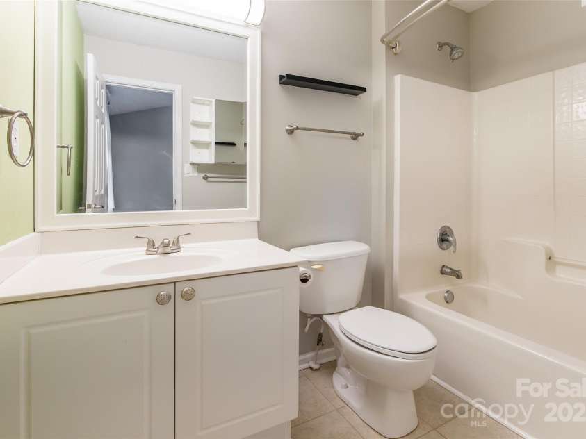 11521 Savannah Creek Drive, Charlotte, NC 28273.  MLS# CAR4273966, YatesRealty ID 4148. 