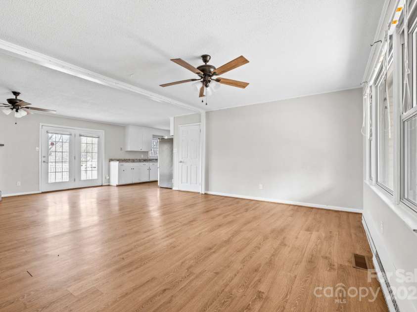 236 Edison Drive, Statesville, NC 28625.  MLS# CAR4239649, YatesRealty ID 4148. 