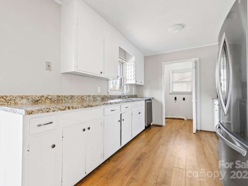 236 Edison Drive, Statesville, NC 28625.  MLS# CAR4239649, YatesRealty ID 4148. 