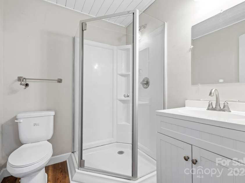 236 Edison Drive, Statesville, NC 28625.  MLS# CAR4239649, YatesRealty ID 4148. 