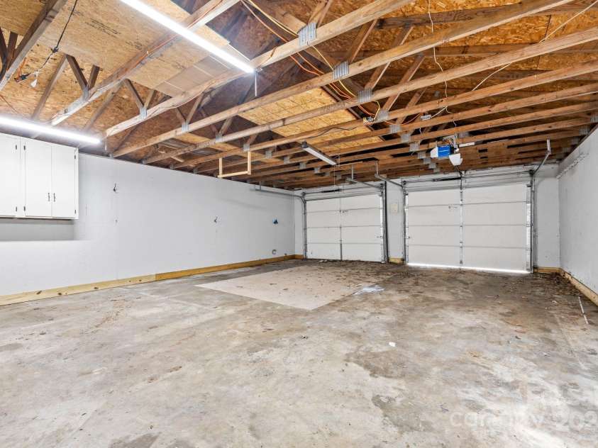 236 Edison Drive, Statesville, NC 28625.  MLS# CAR4239649, YatesRealty ID 4148. 