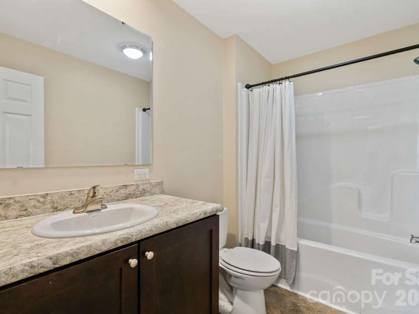 247-1 Bent Creek Ranch Road, Asheville, NC 28806.  MLS# CAR4356700, YatesRealty ID 4148. Guest bath 
