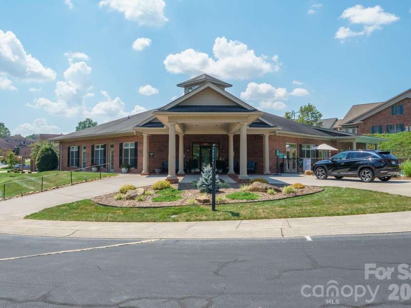 509 26th Avenue, Hickory, NC 28601.  MLS# CAR4411595, YatesRealty ID 41482. Clubhouse Front View