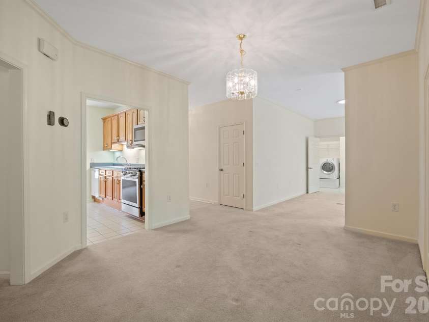 509 26th Avenue, Hickory, NC 28601.  MLS# CAR4411595, YatesRealty ID 41482. Dining Room