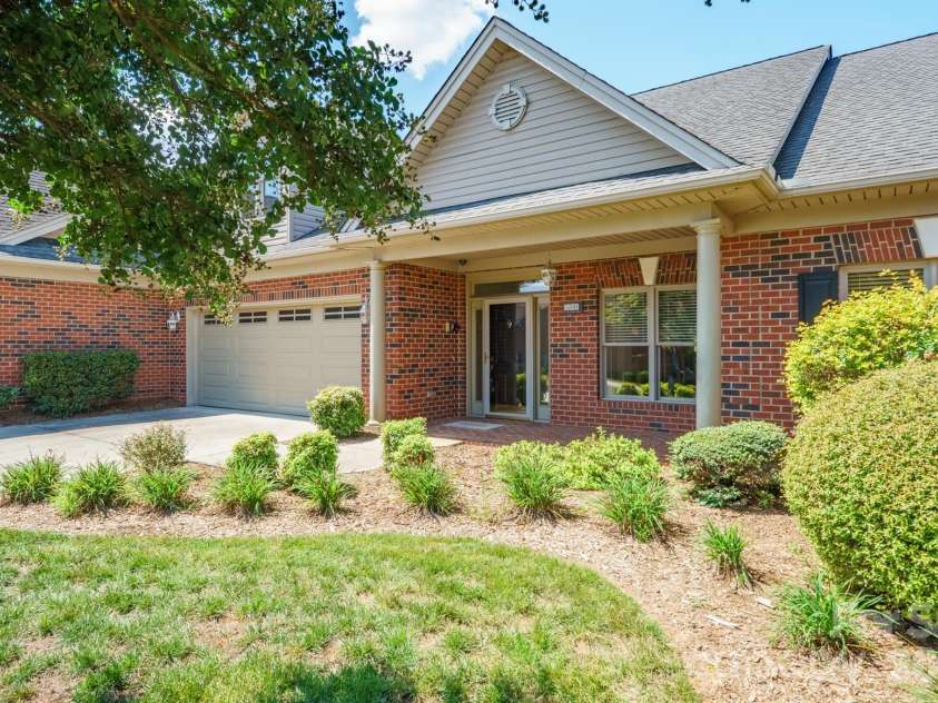 509 26th Avenue, Hickory, NC 28601.  MLS# CAR4411595, YatesRealty ID 41482. Front View