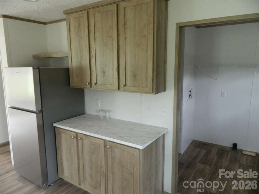 3944 Hollywood Ridge Road, Lenoir, NC 28645.  MLS# CAR4403035, YatesRealty ID 41483. 