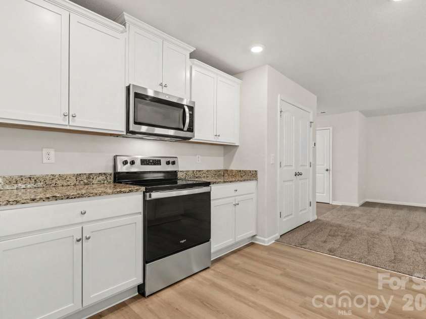 6032 Lowe Lane, Charlotte, NC 28214.  MLS# CAR4408260, YatesRealty ID 41484. 