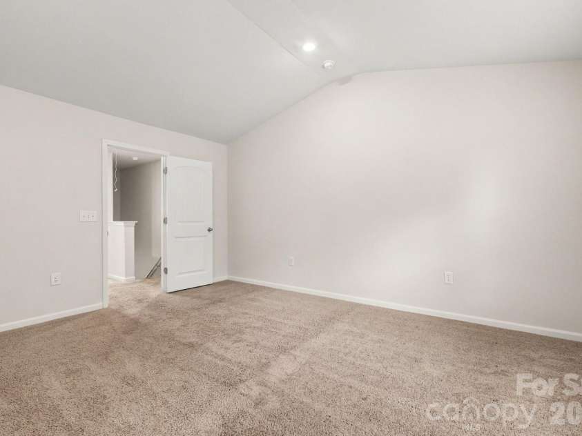 6032 Lowe Lane, Charlotte, NC 28214.  MLS# CAR4408260, YatesRealty ID 41484. 