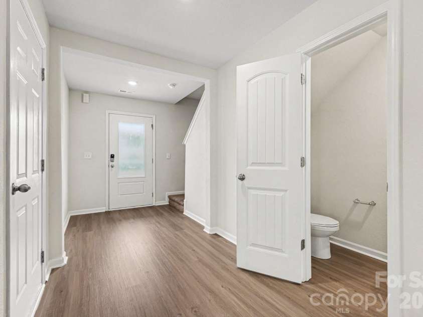 6032 Lowe Lane, Charlotte, NC 28214.  MLS# CAR4408260, YatesRealty ID 41484. 