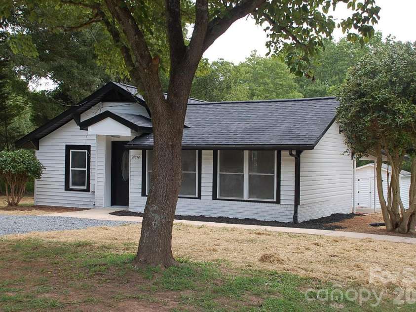 24674 Saint Martin Road, Albemarle, NC 28001.  MLS# CAR4411700, YatesRealty ID 41485. 