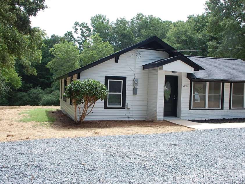 24674 Saint Martin Road, Albemarle, NC 28001.  MLS# CAR4411700, YatesRealty ID 41485. 