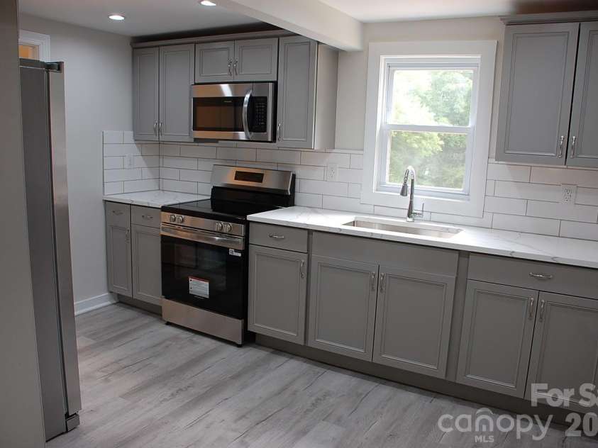 24674 Saint Martin Road, Albemarle, NC 28001.  MLS# CAR4411700, YatesRealty ID 41485. Kitchen
