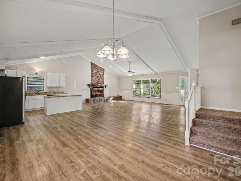 105 Windsong Court, Gastonia, NC 28056.  MLS# CAR4409815, YatesRealty ID 41486. 