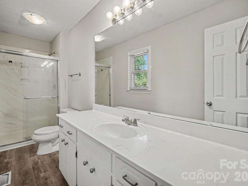 105 Windsong Court, Gastonia, NC 28056.  MLS# CAR4409815, YatesRealty ID 41486. 