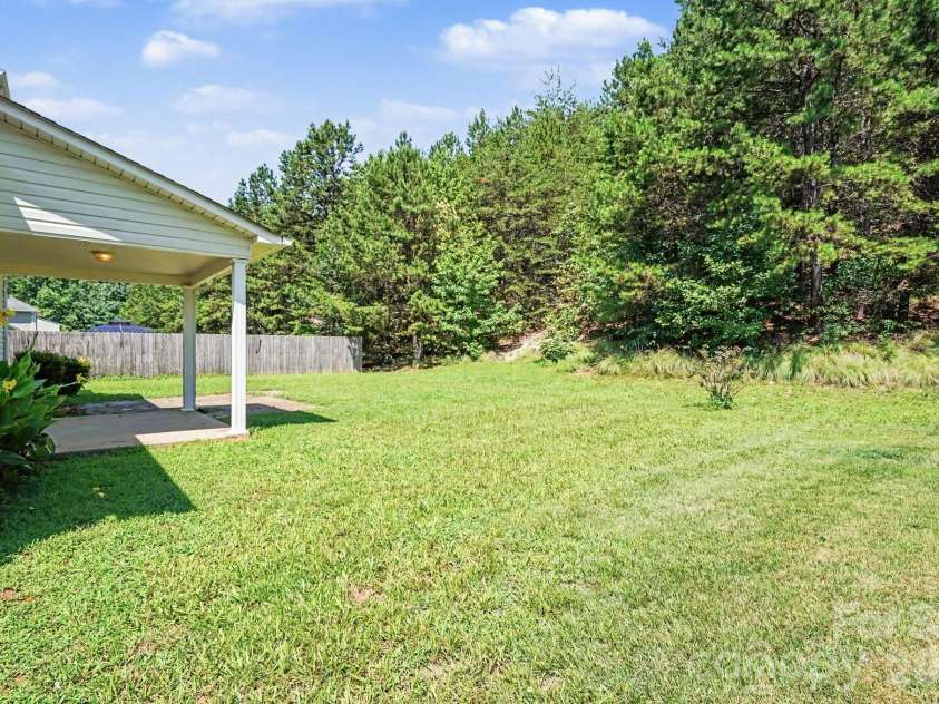 3948 Newhall Drive, Conover, NC 28601.  MLS# CAR4411681, YatesRealty ID 41487. 