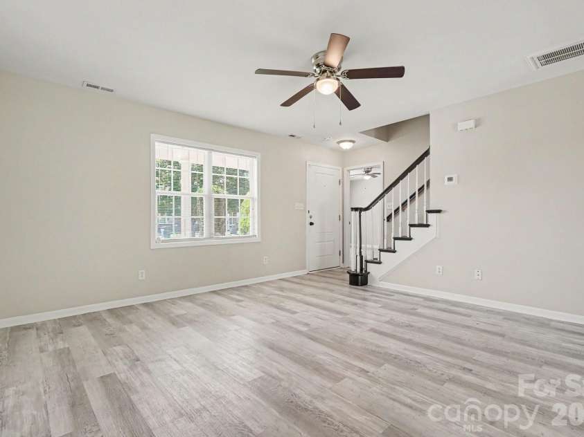 3948 Newhall Drive, Conover, NC 28601.  MLS# CAR4411681, YatesRealty ID 41487. 